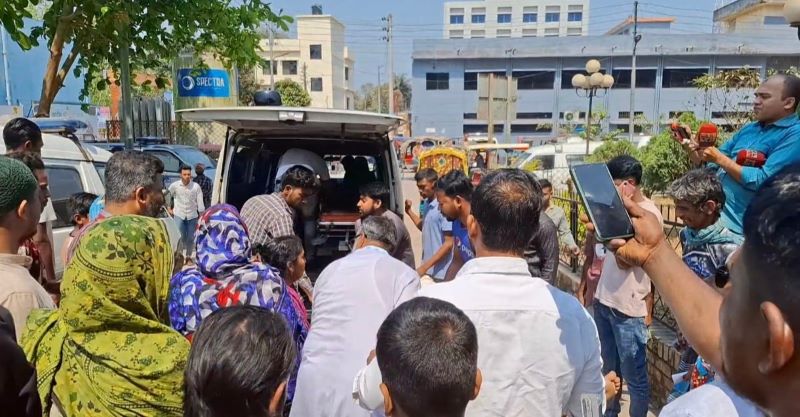 মাদারীপুরে অবৈধ বালু ব্যবসায় ও আধিপত্য বিস্তার; সংঘর্ষে দুই ভাই নিহত